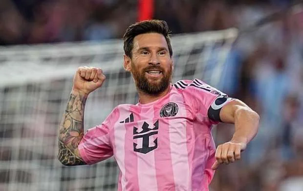 Messi sıraya döndü -AÇIQLAMA 