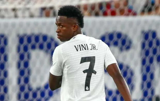 "Real Madrid" Vinisiusla danışıqları dayandırdı 