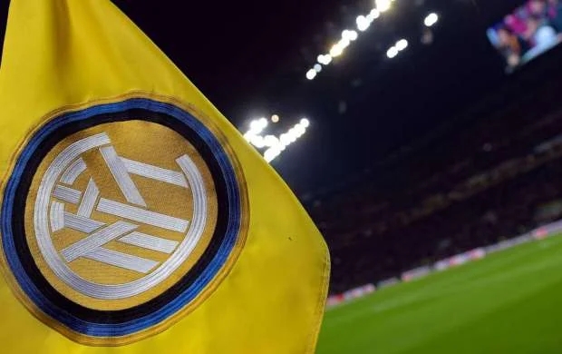 İtaliya nəhəngi yeni transferinin adını açıqladı 