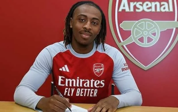 "Arsenal" heyətini gücləndirdi 