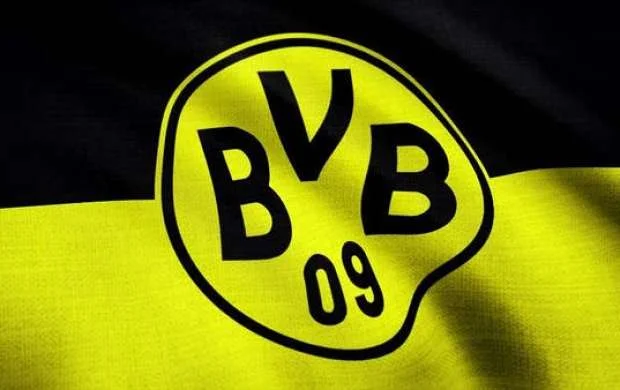 İngiltərə nəhənginin futbolçusu "Borussiya"ya keçir 