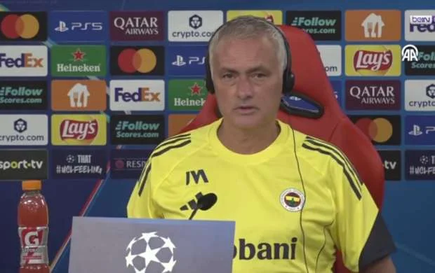 Mourinyu "Fənərbağça" rəhbərliyini tənqid etdi 