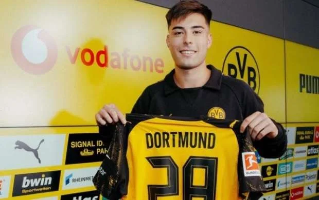 İngiltərə nəhənginin futbolçusu "Borussiya"da - RƏSMİ 