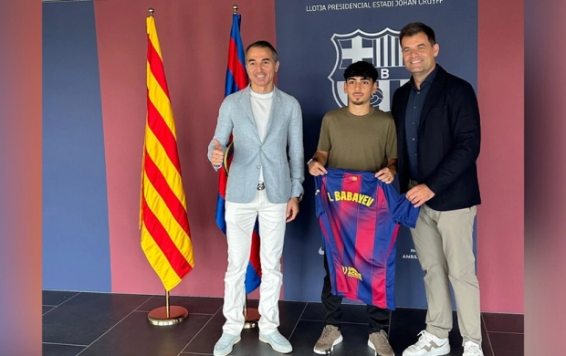 "Barselona" azərbaycanlı futbolçu ilə müqavilə bağlayıb 