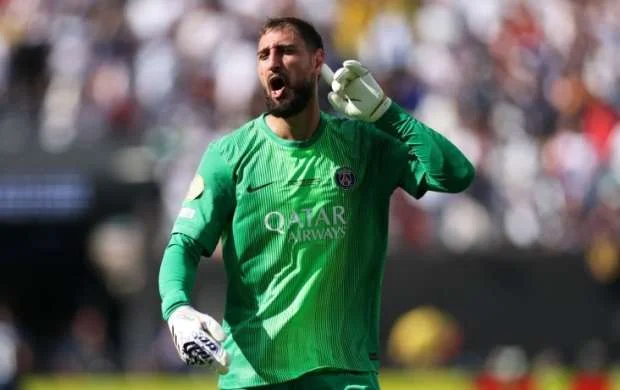 Donnarumma İngiltərə nəhənginə keçdi - RƏSMİ 