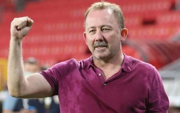Sergen Yalçın istəklərini açıqladı – siyahıda "Fənərbağça"dan 3 futbolçu 