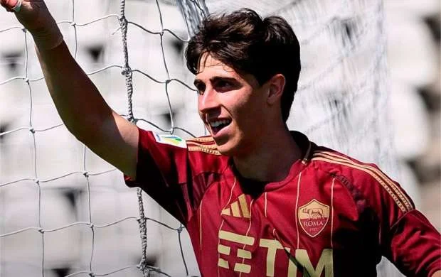 "Qarabağ"ın rəqibi "Roma"nın oyunçusunu transfer etdi 