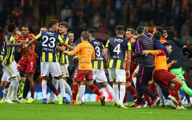 Türkiyə Super Liqasında derbi tarixləri bəlli oldu 