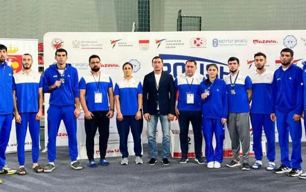 Taekvandoçularımız Polşada 3 medal qazandılar 