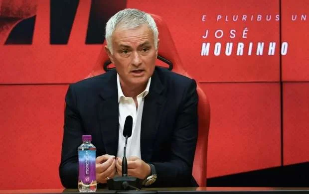 "Fənərbağça"da və "Roma"da çempion ola bilməzdim" - Joze Mourinyu 