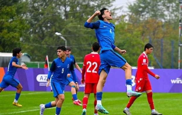Azərbaycan millisi qələbə ilə başladı 