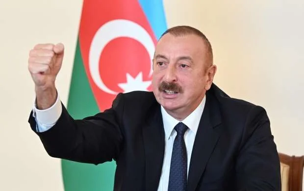 Prezident İlham Əliyev "Qarabağ"ı təbrik etdi 