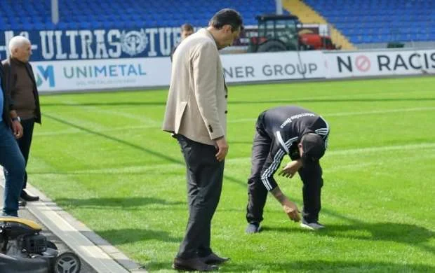 Ehtiram Quliyev "Turan Tovuz"un stadionundakı təmir-bərpa işləri ilə tanış oldu 