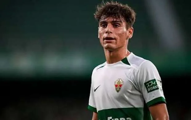 "Real Madrid" müdafiə böhranını "Elçe"nin ulduzu ilə həll edir 