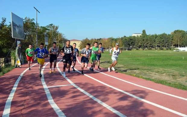Azərbaycan Ordusunda hərbi qulluqçular arasında atletika yarışları keçirilib 