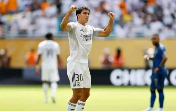 "Real Betis"dən qış transferi planı - Hədəfdə Qarsiya 