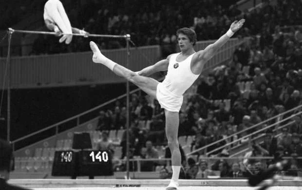 Üçqat Olimpiya çempionu vəfat etdi 
