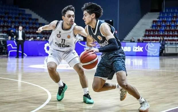 Azərbaycan Basketbol Liqasında III turun daha bir oyunu keçirildi 