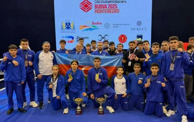 Azərbaycan boksçuları AÇ-də 8 medal qazandılar 