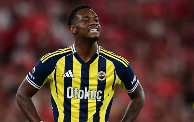 "Fənərbağça" rəhbərliyindən xüsusi jest: Duranın anası İstanbula gətirildi 