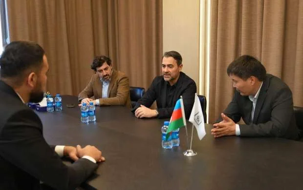 Qırğızıstan klubunun nümayəndələri "Neftçi"nin qonağı oldular 