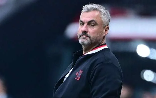 Tomas Reis Bundesliqaya qayıda bilər
 
