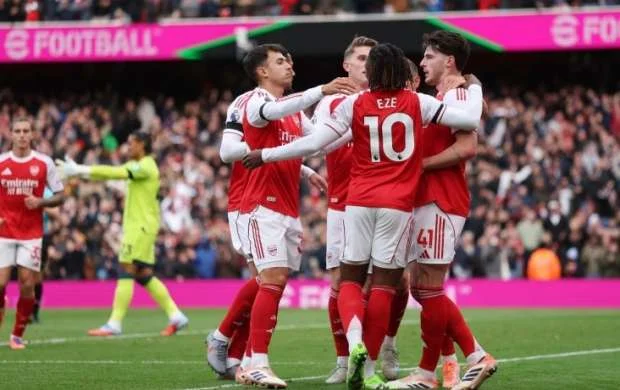 "Arsenal" Niderland millisinin yarımmüdafiəçisini istəyir 