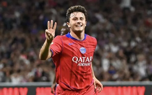 “Liverpul” Joau Neveş üçün 140 milyon avro masaya qoyur 