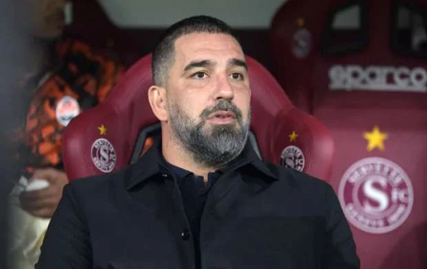 "O, həsəd apardığım məşqçidir" - Arda Turan 