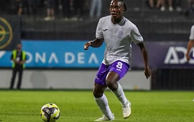 "Şamaxı"nın futbolçusu Afrika Millətlər Kubokunun oyunları üçün milliyə çağırıldı 