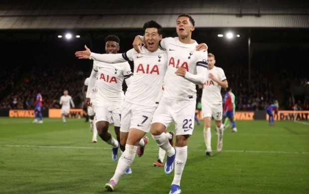 "Tottenhem"dən tarixi ilk 