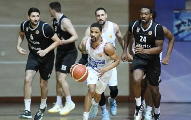 ABL: IX tura yekun vuruldu 