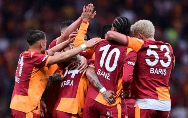 "Qalatasaray"dan ayrılacaq futbolçuların adları bilindi 