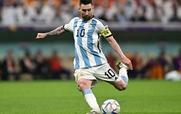 Messi İstanbul nəhənginin təklifini niyə rədd edib? 