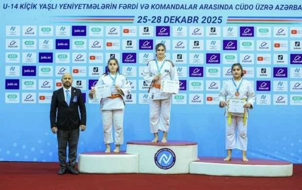 14 yaşadək cüdoçular arasında Azərbaycan birinciliyində daha 6 çəkidə mükafatçılar bəlli oldu 