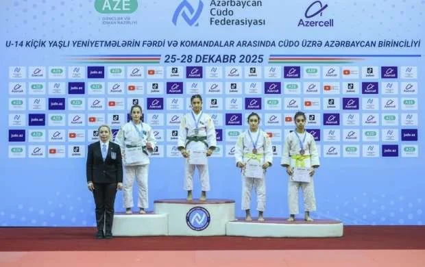 14 yaşadək cüdoçular arasında Azərbaycan birinciliyində fərdi mübarizələr başa çatdı 