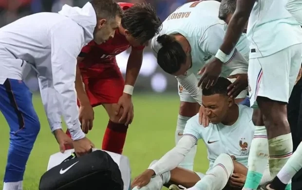 Türkiyə ilə oyunda zədələnən Mbappe "Vilyarreal"la matça çıxa biləcək? 