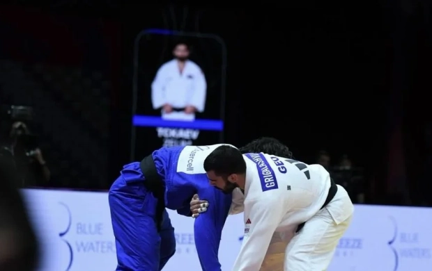 Zelim Tçkayev gümüş medalın sahibi oldu 