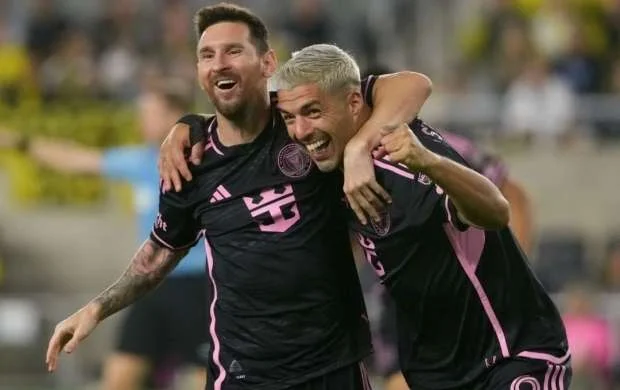 Messi coşdu, komandası qələbəsiz seriyaya darmadağınla son qoydu 