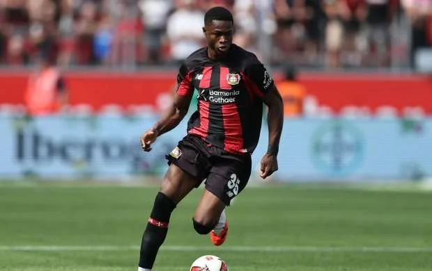 Premyer Liqa nəhəngləri Kofanenin transferini izləyir 