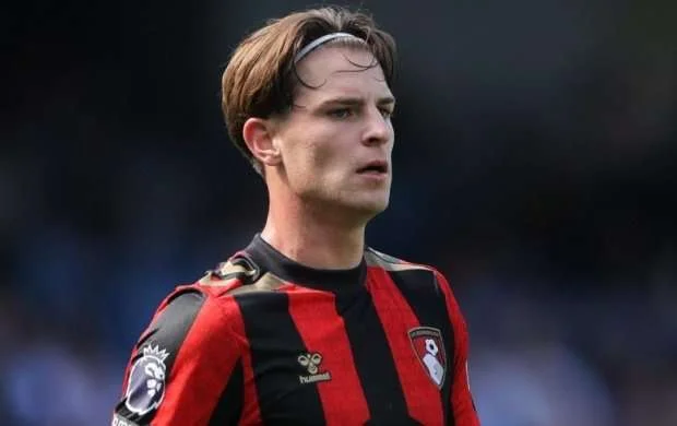 “Liverpul” Aleks Skottun transferində favoritdir 