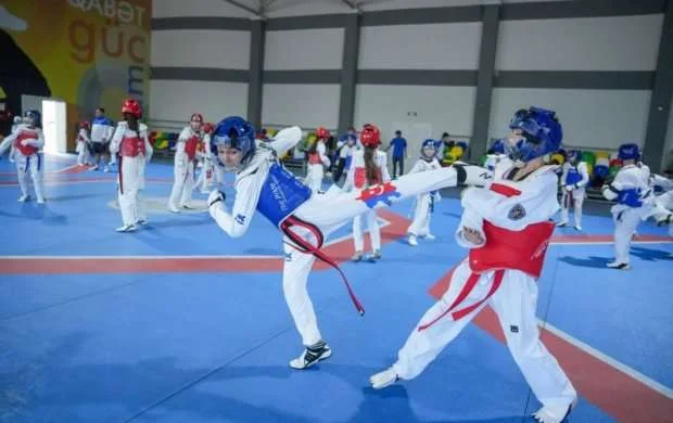 Azərbaycanın yeniyetmə taekvondoçuları təlim-məşq toplanışı keçirdilər 