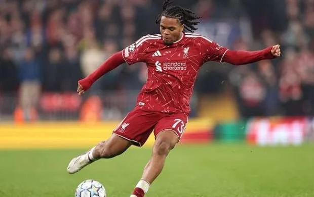 "Liverpul" Nqumoanın gələcəyi ilə bağlı qərarını verdi - SON DURUM