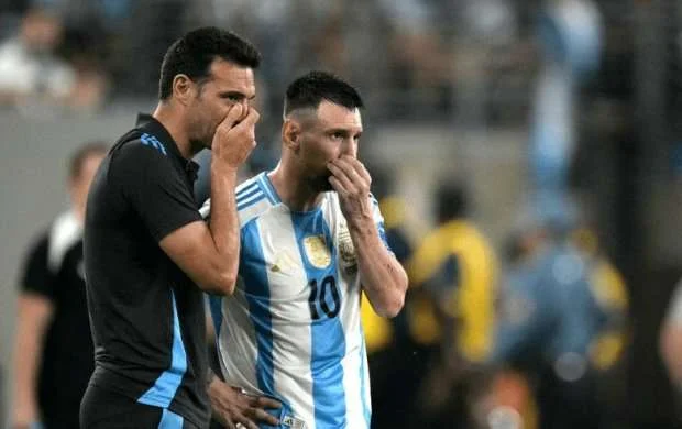 Argentina millisində Skaloni ilə bağlı qərar verildi 