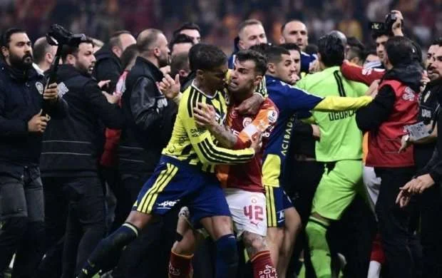 Derbi bitdi, cəzalar başladı 