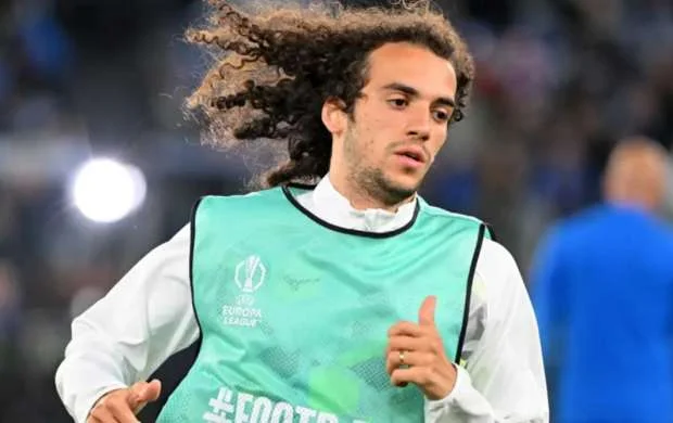 "Fənərbağça"dan səs-küylü transfer - Ulduz futbolçu ilə razılıq əldə olundu 