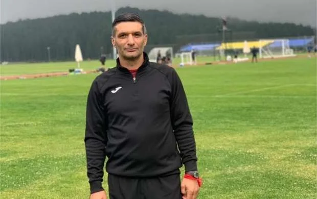 Azərbaycanlı məşqçiyə ağır itki üz verdi 