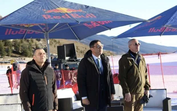 “Azerbaijan Open” beynəlxalq dağ xizəyi turniri: Medallar uğrunda 11 ölkədən 20 idmançı mübarizə aparır 