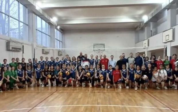 AVF yeniyetmə və gənc voleybolçuların seleksiya prosesinə yenidən start verdi 