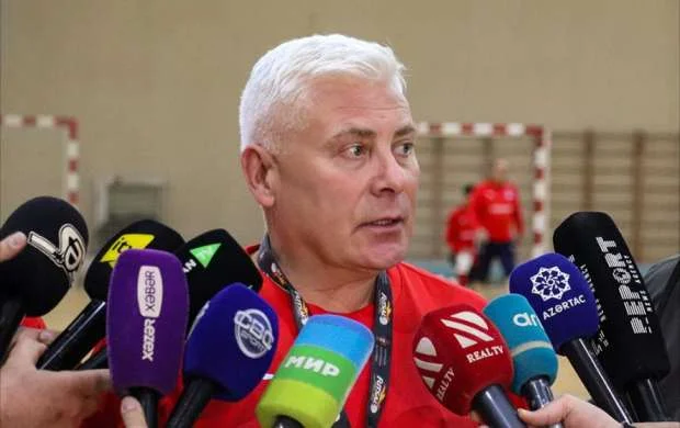 "İşimiz çox, vaxtımız isə azdır" - Millinin baş məşqçisi 